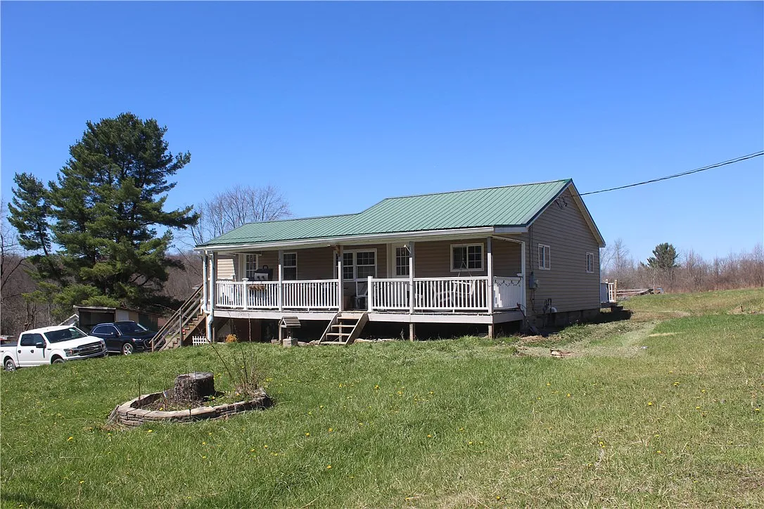 2317 Clintonville Rd photo 1