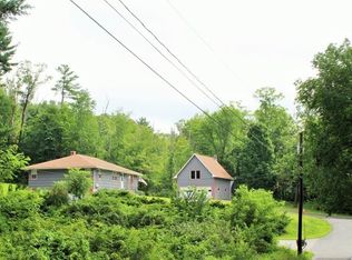 31 Plimpton Ave, Sturbridge, MA 01566