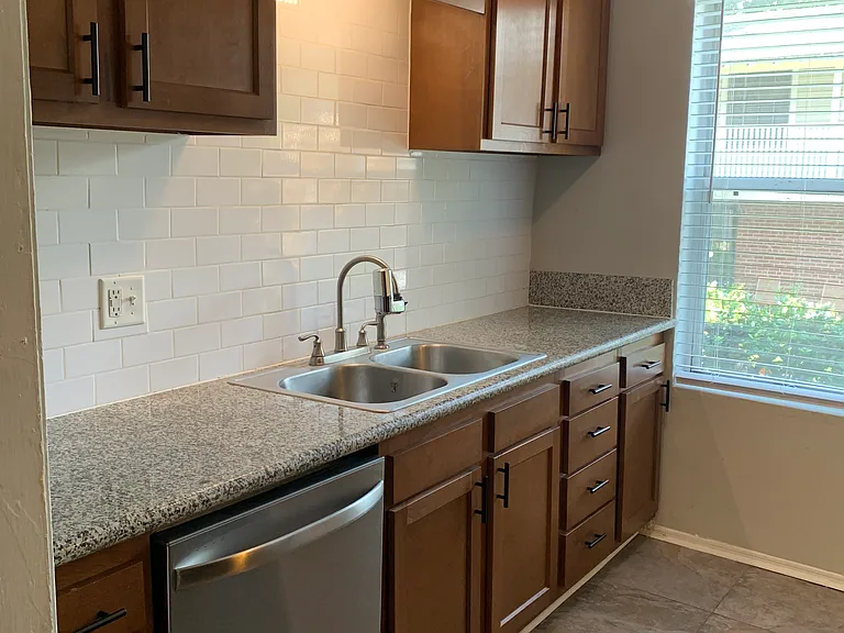 2955 Park St #1 — Photo 10