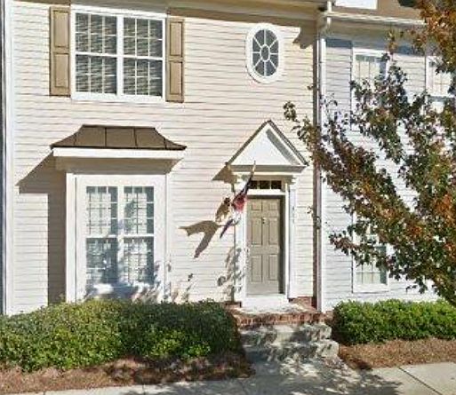 1st image of 931 White Point Dr