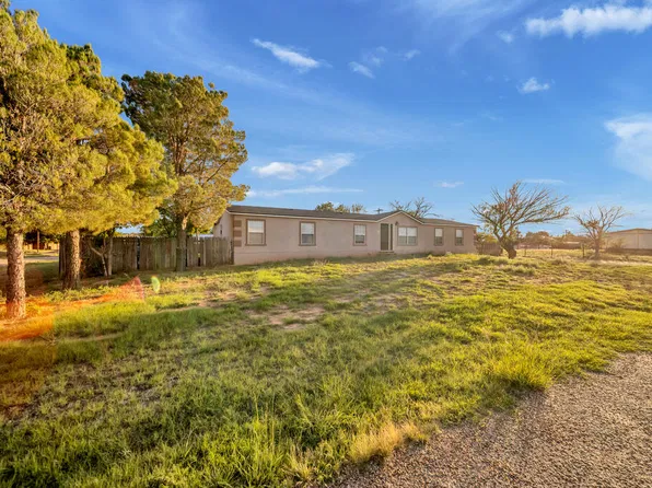 408 2nd St, Plains, TX 79355
