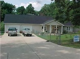 105 Circle Dr, White Bluff, TN 37187
