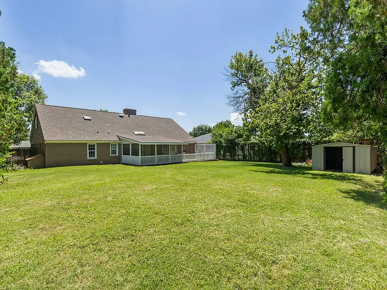 1101 Glenwood Ave — Photo 27