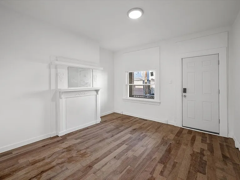 4100 Howley St — Photo 8