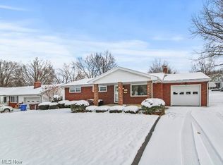 6361 Navajo Pl, Poland, OH