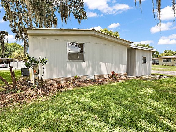 4th image of 150 Camellia Dr