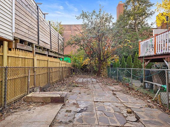 4th image of 77 Boyd Ave