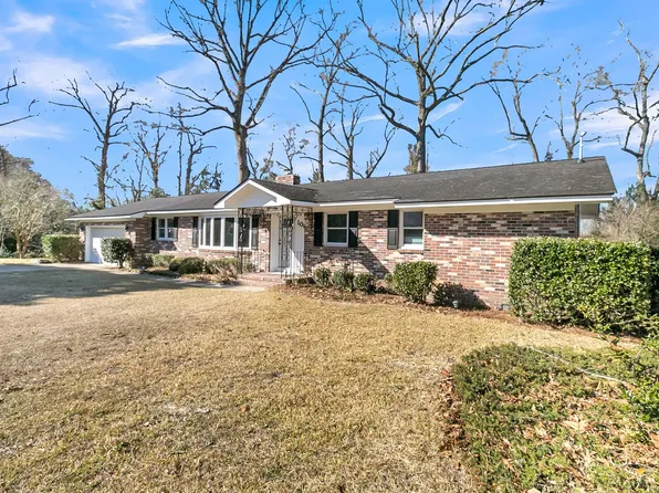 1001 Wheeler Dr, Hanahan, SC 29410