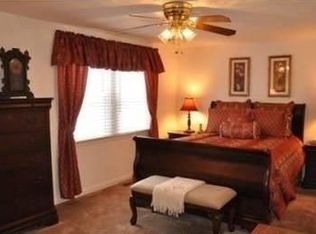 13101 Memory Ln, Fairfax, VA 22033