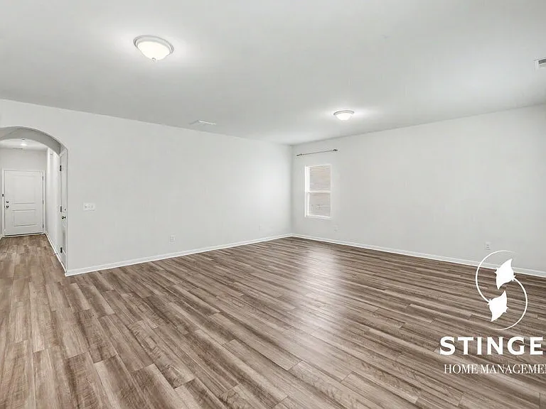 123 Chestnut St — Photo 7