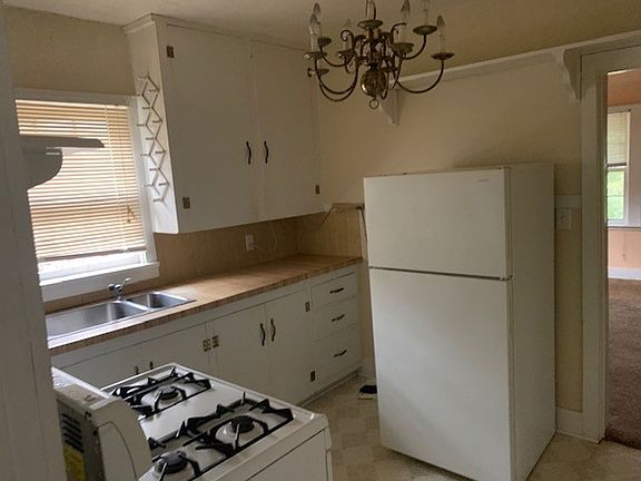 3rd image of 700 N Anna Pl #1-9