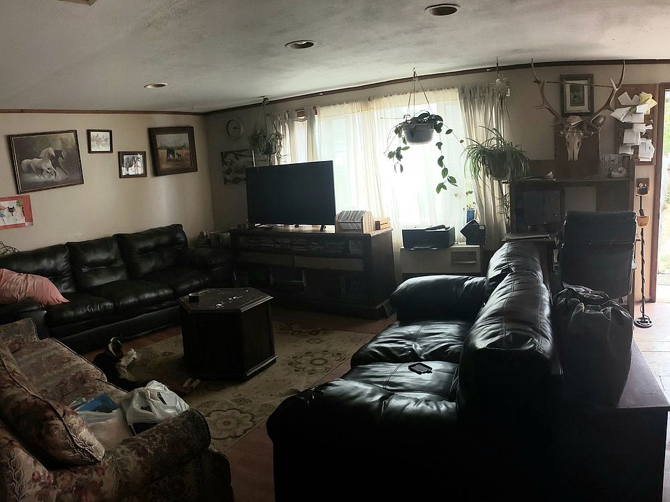 2nd image of 64213 Braley Rd
