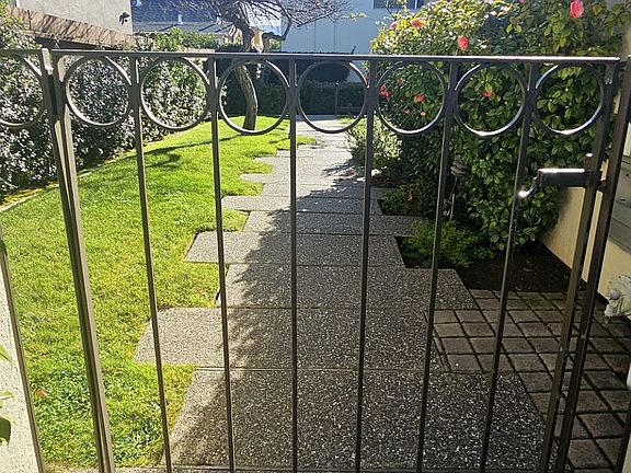 2nd image of 567 Baden Ave APT 6