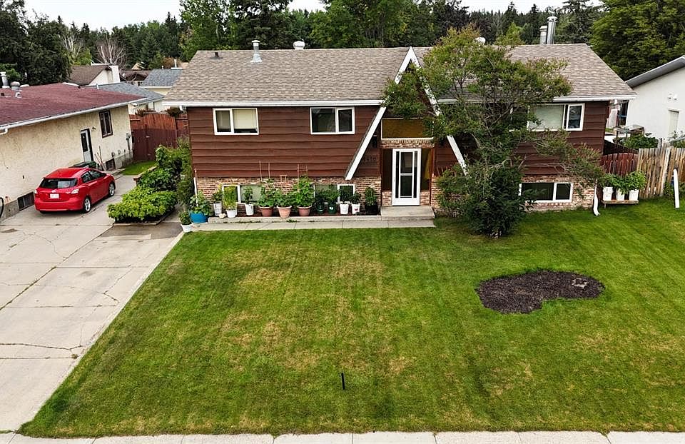 1st image of 1418 S 53rd St