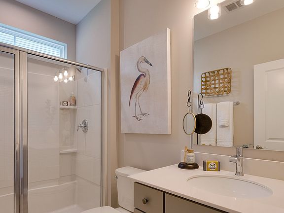 Extra Suite bath