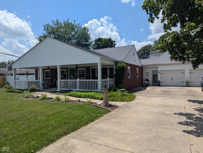 3236 Spruce St, Columbus, IN, 47203