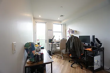 Rented by Rennit Inc.