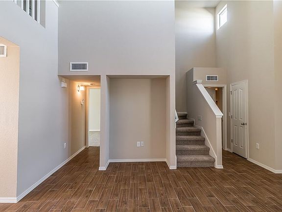 5th image of 5919 Cocobolo St