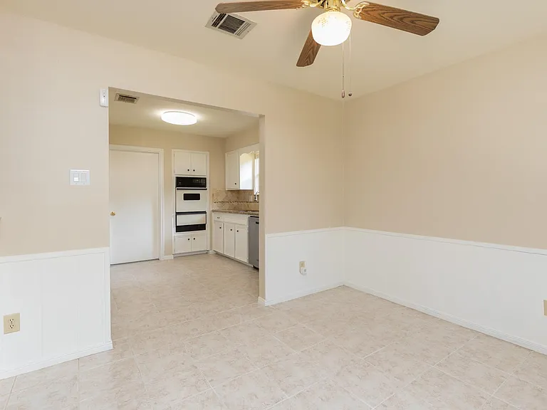 2623 Longleaf Pines Dr — Photo 11