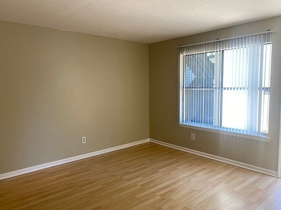5th image of 528 N Wilson St APT A