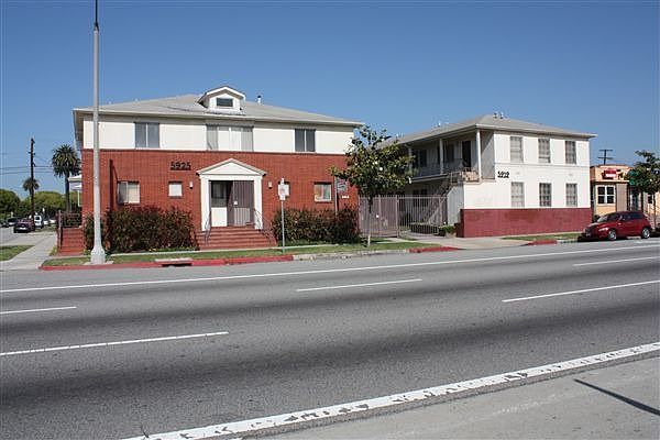 Crenshaw One Exterior