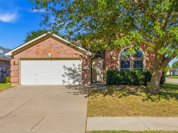8377 Edgepoint Trl, Hurst, TX 76053