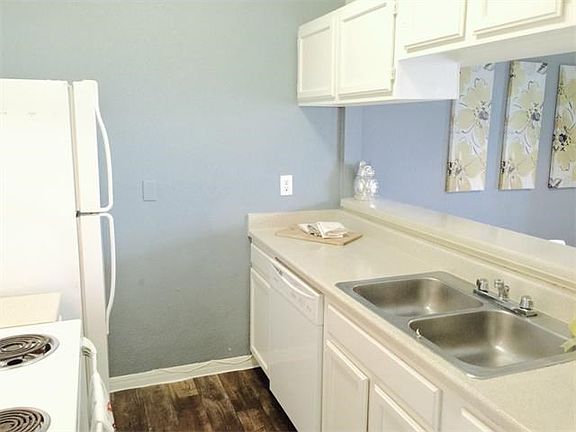 4th image of 6505 Shirley Ave APT 202