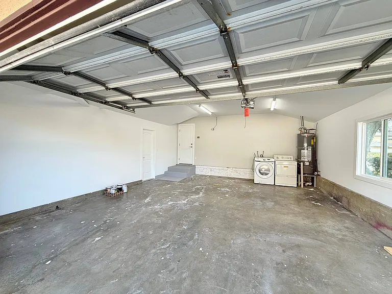 12902 Barranca Ln — Photo 26