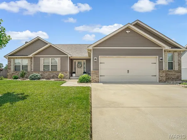 1417 Keck Ridge Dr, O Fallon, IL 62269