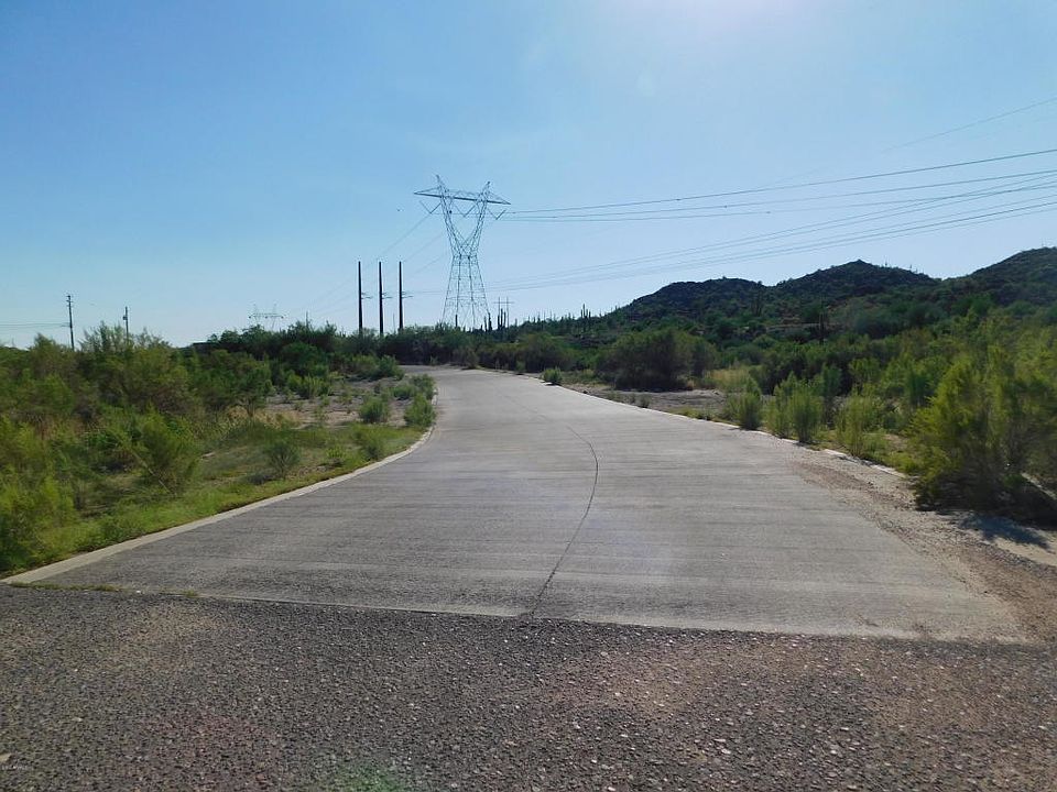 2nd image of 1048 W Silver King Rd