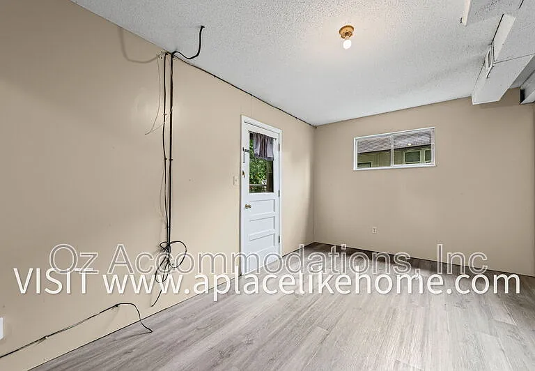 5807 Goddard St — Photo 5