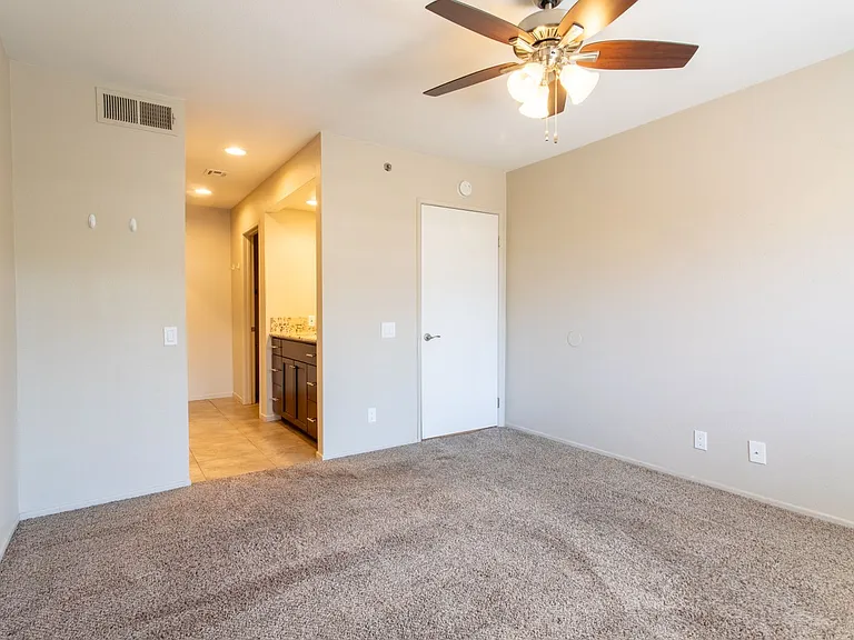 73820 Shadow Mountain Drive — Photo 32
