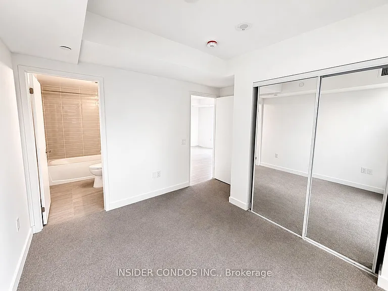 4010 Eglinton Ave W #504 — Photo 16