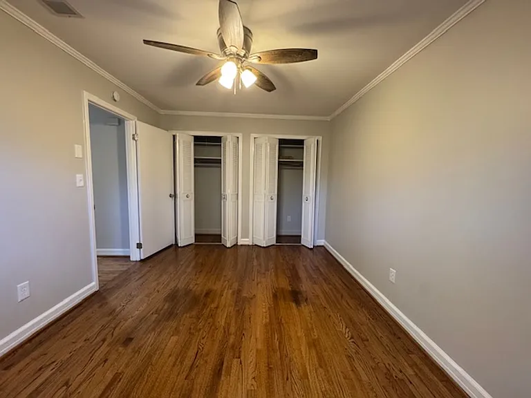 411 Croft St — Photo 13