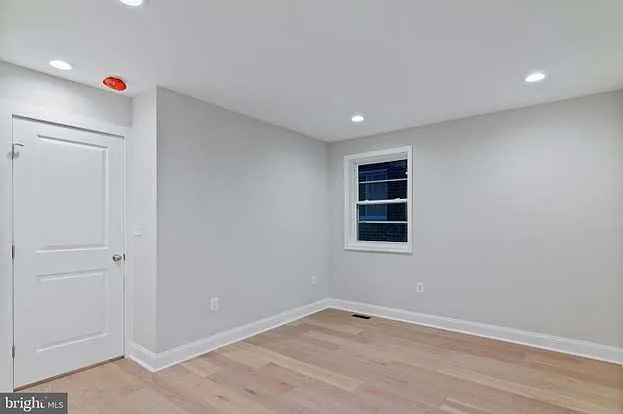 5032 13th St NE — Photo 10