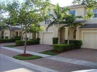 952 NE 41st Pl, Homestead, FL 33033
