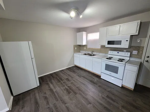 Bruer Park Gardens Apartments - Truesdale MO, 745 Wabash St #771, Truesdale, MO 63380