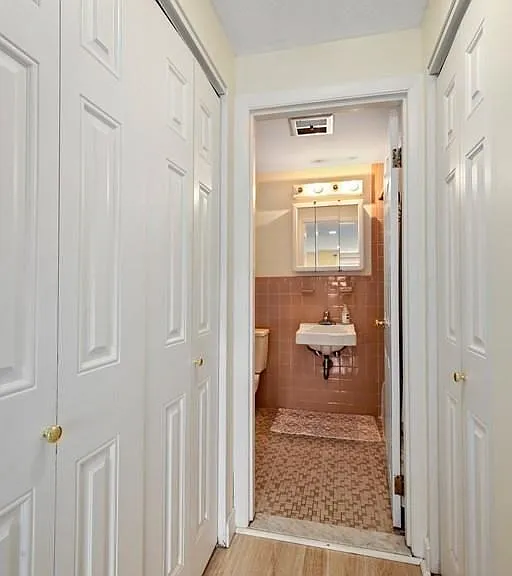 8 Old Colony Ln #10 — Photo 14