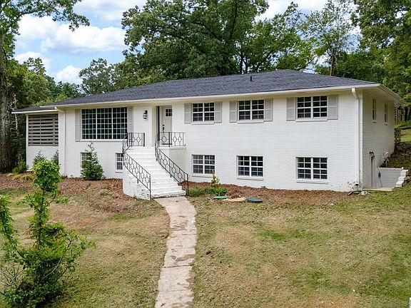 2nd image of 2516 Glendmere Pl