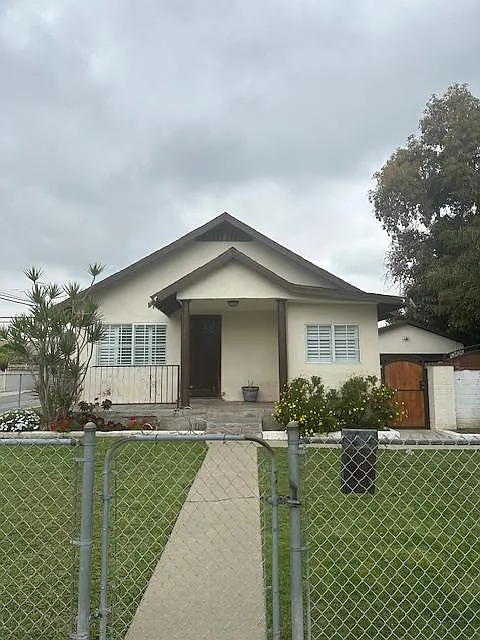 3369 Tenaya Ave