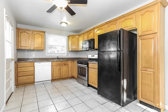 4903 Anntana Ave — Photo 8