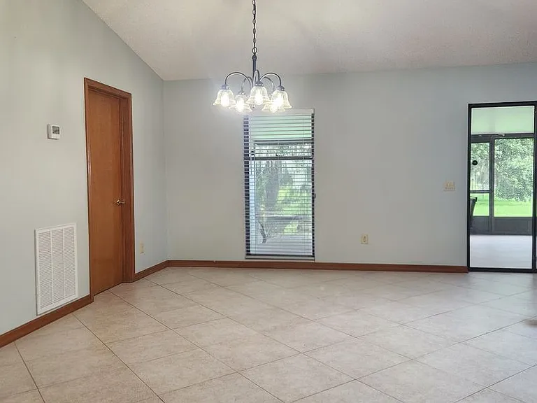 2805 Lake Tohopekaliga Blvd — Photo 6