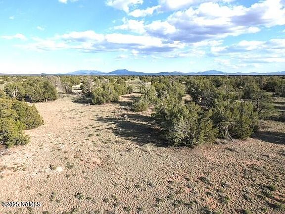 2nd image of 3391 E Indian Meadows Rd #44