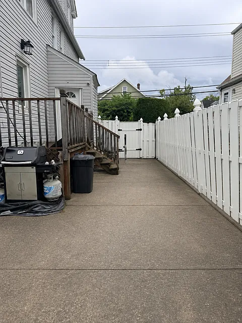2 bed, 1.5 bath, $3,000 — Photo 2