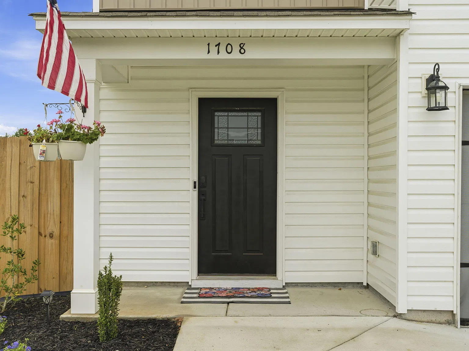 3 bed, 2.5 bath, 1524 sqft, $2,200 — Photo 4