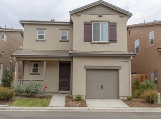 6132 E Bishop Ln, Fresno, CA