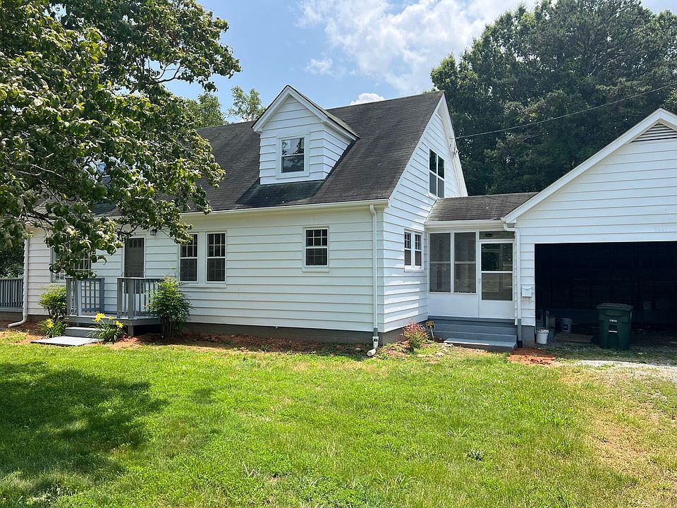 1st image of 2241 Statesville Blvd