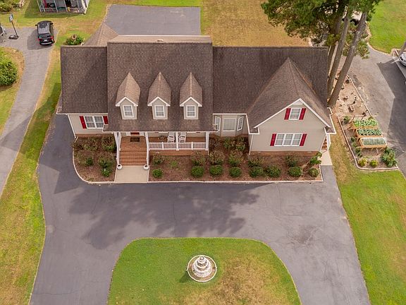 4th image of 1210 W End Dr