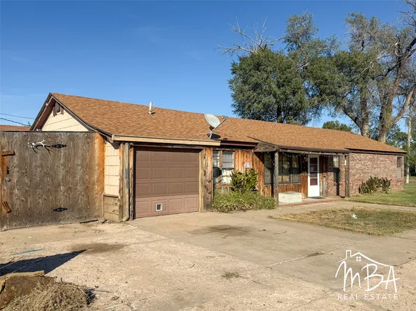 101 W Campbell St, Garden City, KS 67846