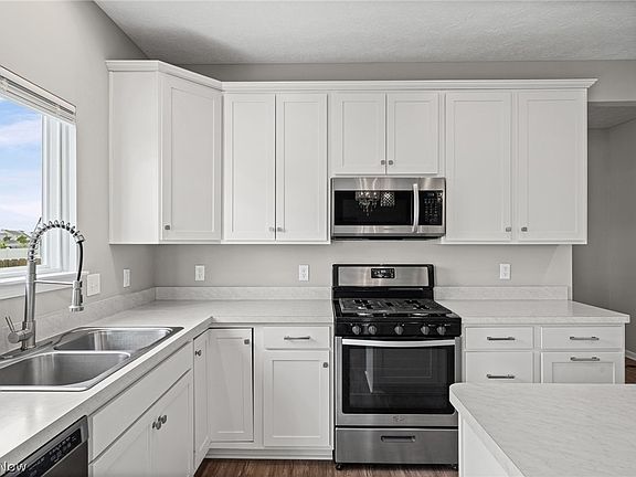 5th image of 37272 Sandy Ridge Dr